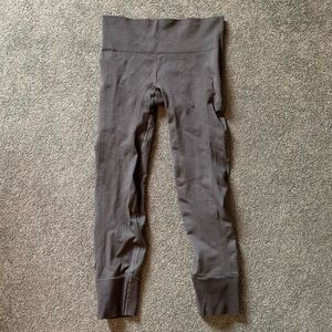 Lululemon Grey Seamless 7/8 legging